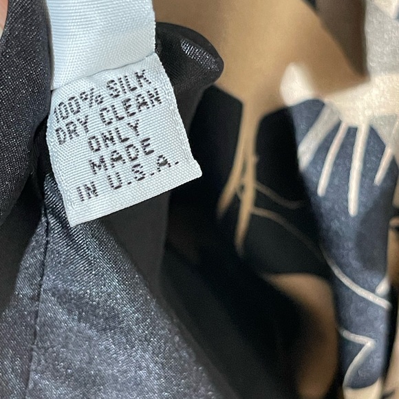 Sold - Picture 5 of 7